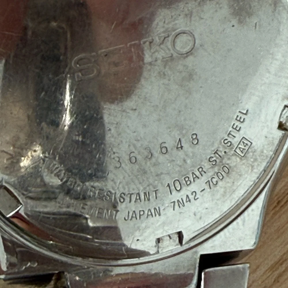 Seiko Vintage Men’s Watch Blue Dial Stainless Steel Bracelet Case Date Window